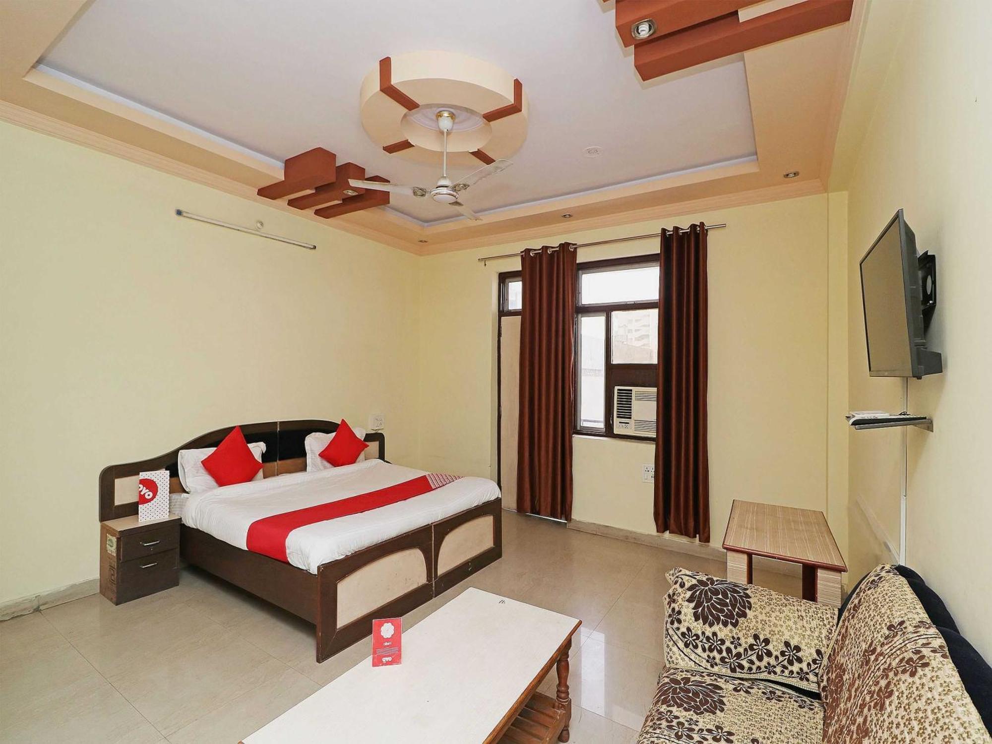 Hotel Oyo Flagship 12775 Bharat Plaza à Kota  Extérieur photo
