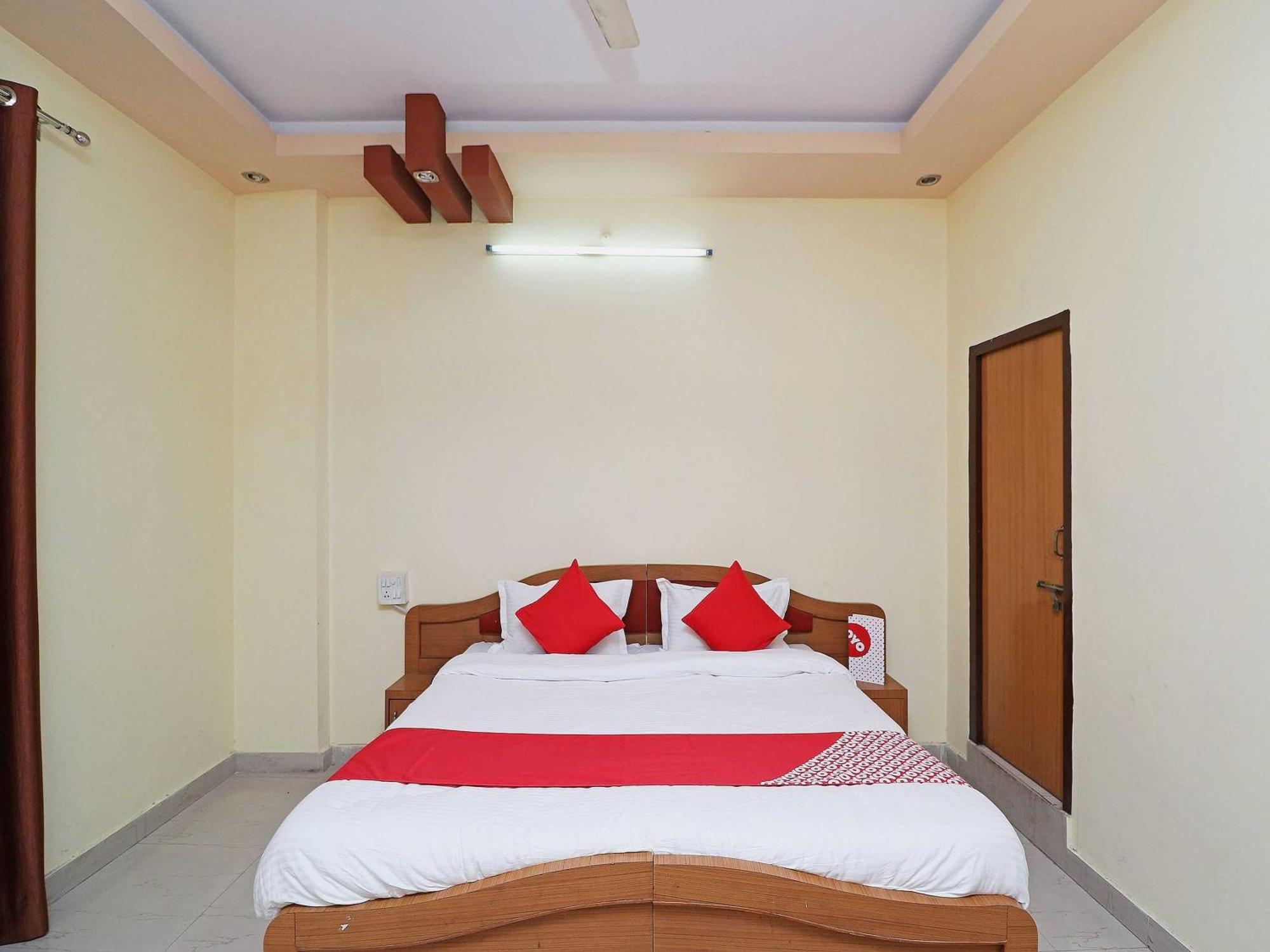 Hotel Oyo Flagship 12775 Bharat Plaza à Kota  Extérieur photo