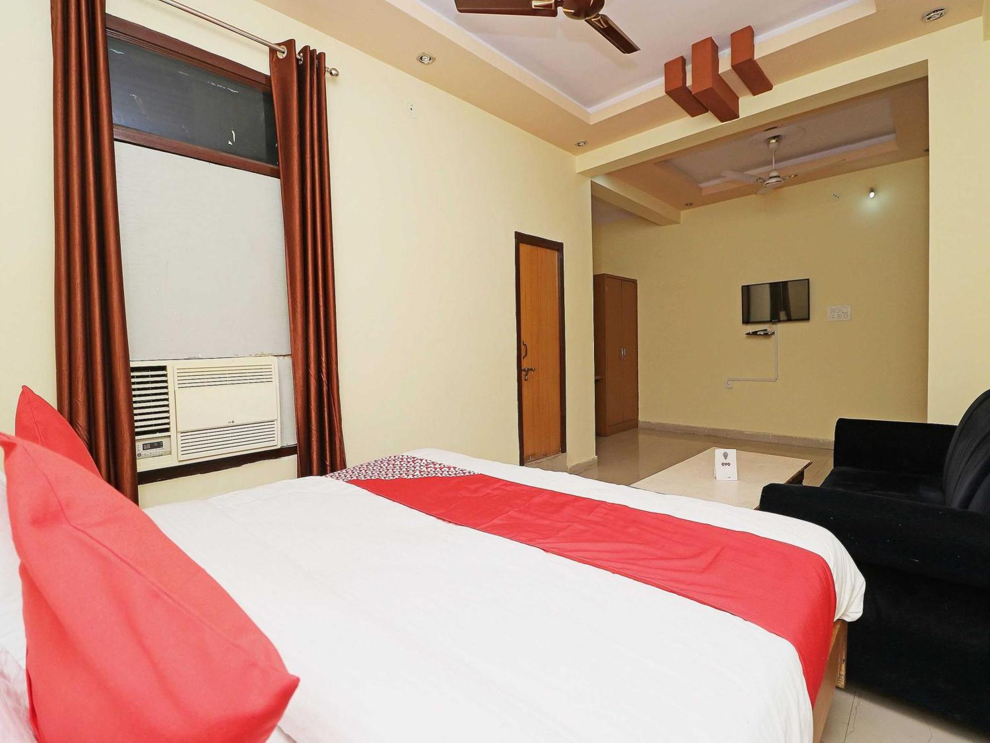 Hotel Oyo Flagship 12775 Bharat Plaza à Kota  Extérieur photo