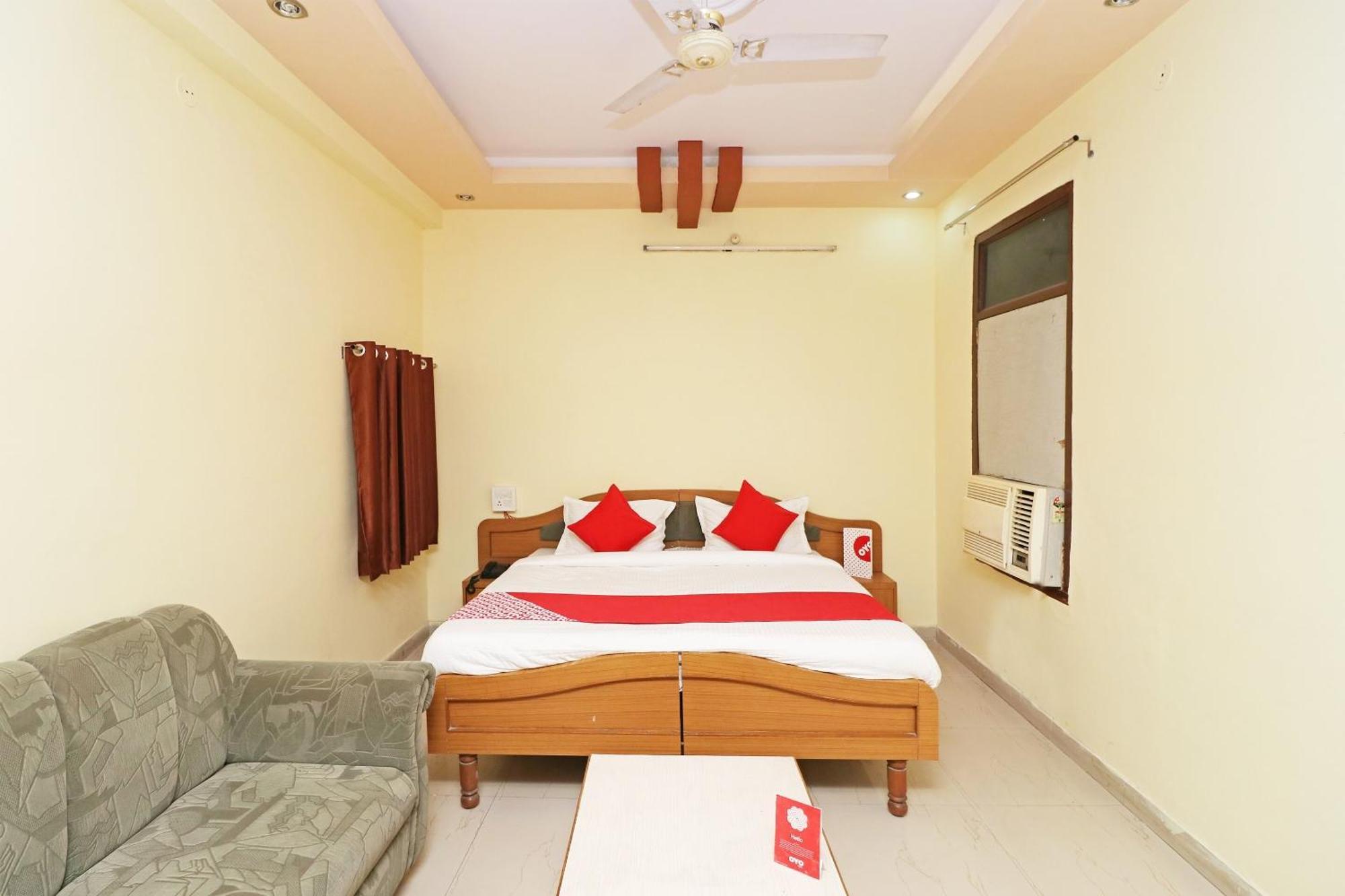 Hotel Oyo Flagship 12775 Bharat Plaza à Kota  Extérieur photo