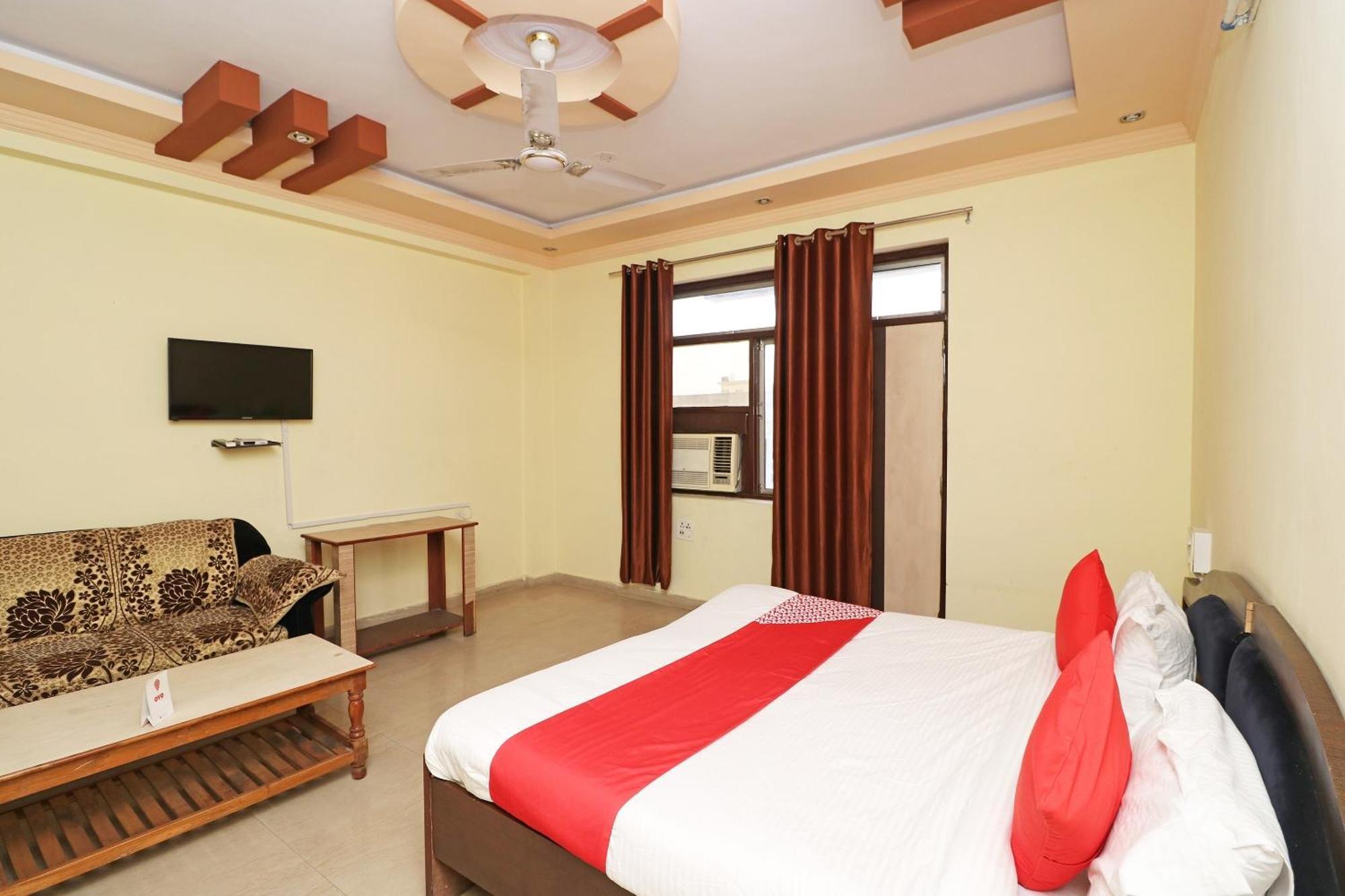 Hotel Oyo Flagship 12775 Bharat Plaza à Kota  Extérieur photo